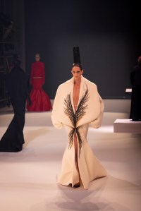 Stephane Rolland Fall 2025 Couture at Paris Couture Fashion Week