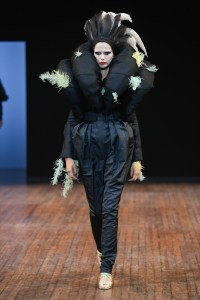 Viktor & Rolf Fall 2025 Couture at Couture Fashion Week