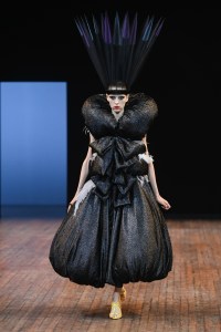 Viktor & Rolf Fall 2025 Couture at Couture Fashion Week
