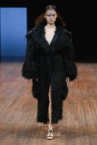 Viktor & Rolf Fall 2025 Couture at Couture Fashion Week