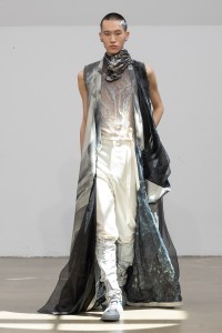 Yuima Nakazato Fall 2025 Couture at Couture Fashion Week
