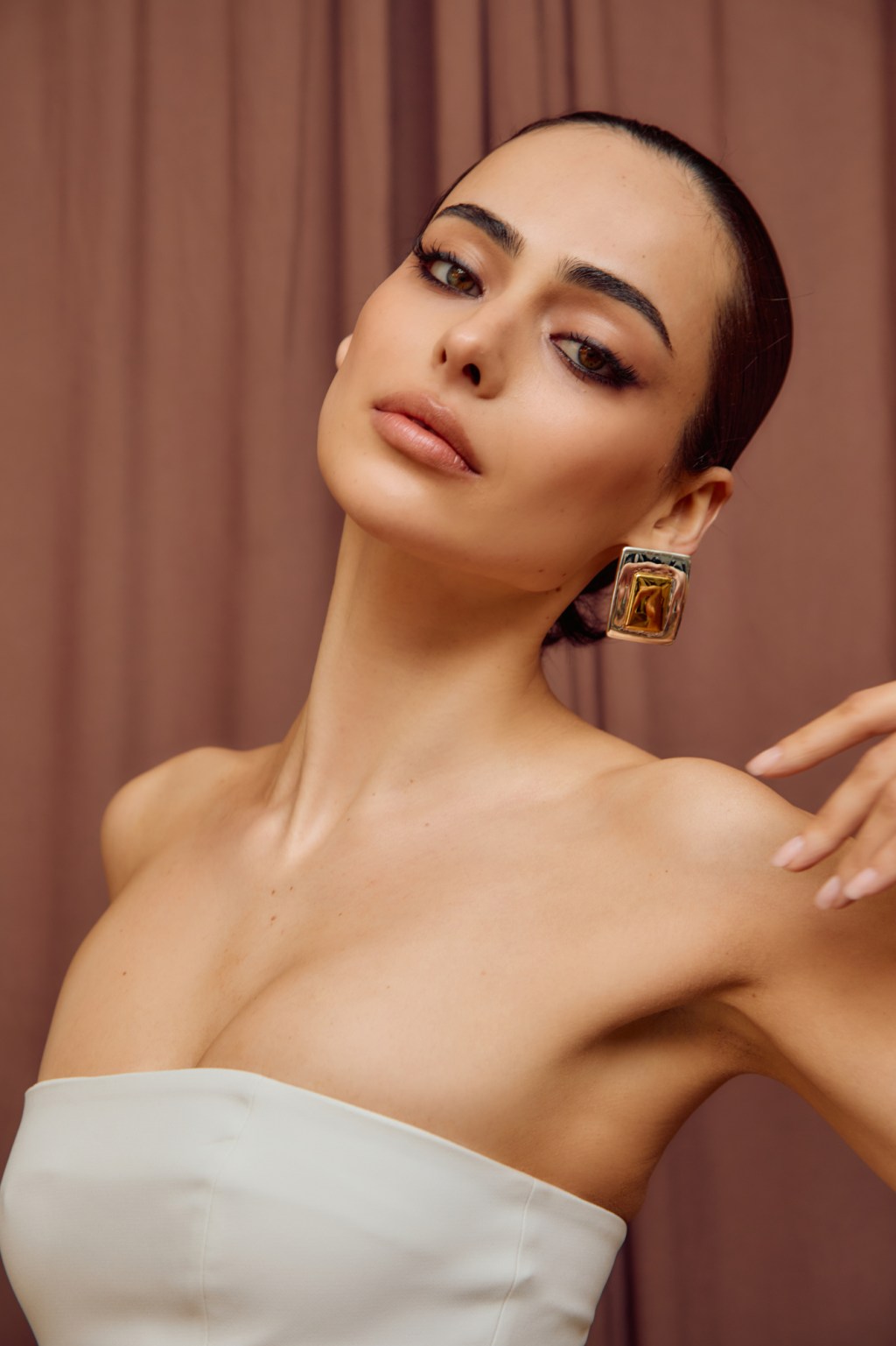 Aubri Ibrag on How She Manifested Her Dream Role in ‘The Buccaneers’