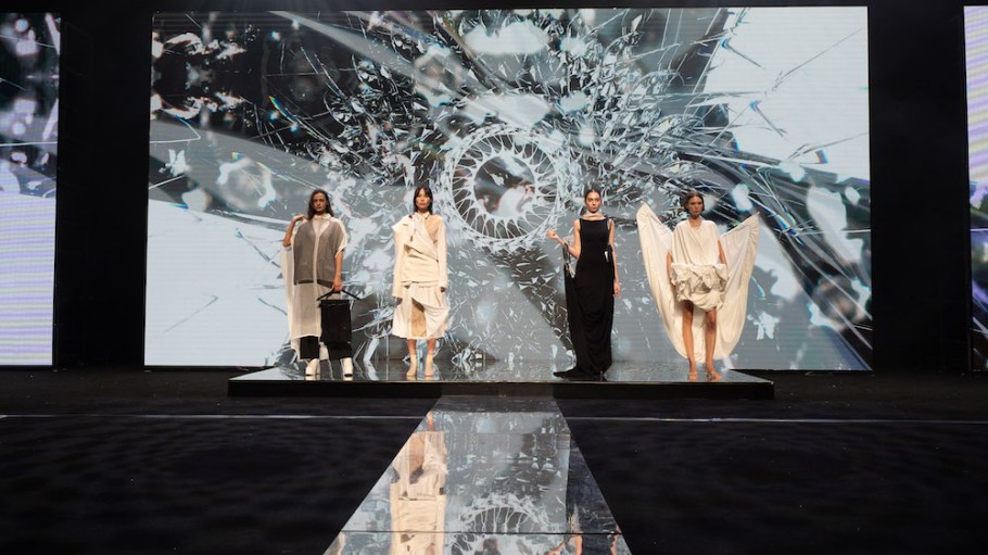 Held on July 8 this year, the "New Fashion Force" presentation featured looks from about 30 Higher Diploma in Fashion Design graduates.