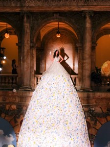 Alice + Olivia Spring 2026 ready-to-wear collection presentation at New York Fashion Week.