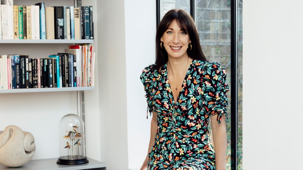 Samantha Cameron plans to shut her Cefinn clothing label after eight years.