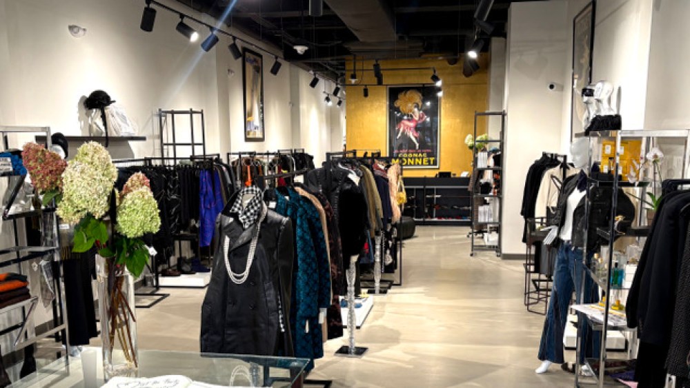 The new Joan Shepp store at Rittenhouse Square.
