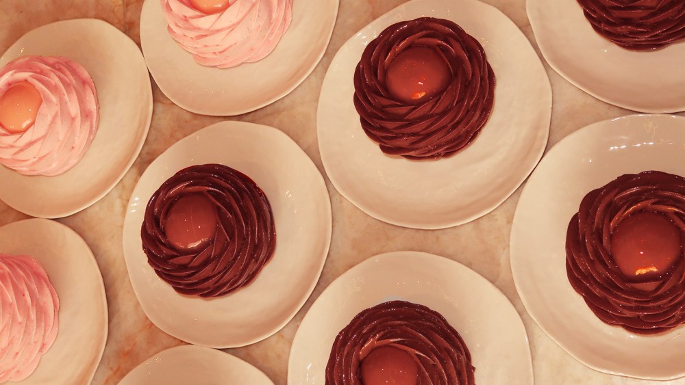 The limited-edition Gisou x Cedric Grolet pastries include Mirsalehi honey.