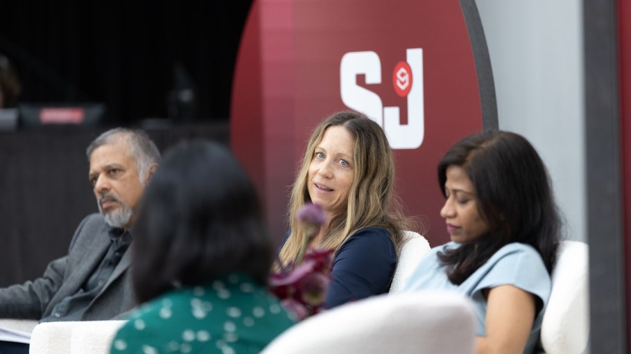The “What’s Next for Sustainable Fashion” panel, featuring Cornell University’s Sarosh Kuruvilla, Textile Exchange’s Beth Jensen and MAS Holdings’ Nemanthie Kooragamage was moderated by SJ’s climate and labor editor, Jasmin Malik Chua.