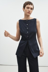 Theory Spring 2026 ready-to-wear collection at New York Fashion Week.