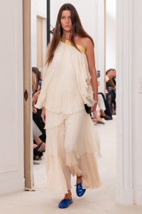 Alberta Ferretti Spring 2026 Ready-to-Wear Collection at Milan Fashion Week