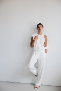 A look from the Donna Karan RTW Spring 2026 collection.Donna Karan New York Weekend