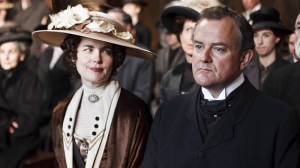 DOWNTON ABBEY, (from left): Elizabeth McGovern, Hugh Bonneville, 2010-2015. photo: ©Carnival Films for Masterpiece/PBS / Courtesy: Everett Collection
