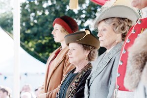 DOWNTON ABBEY, from left: Laura Carmichael, Imelda Staunton, Maggie Smith, 2019. ph: Liam Daniel / © Focus Features / courtesy Everett Collection