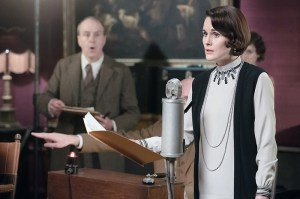 DOWNTON ABBEY: A NEW ERA, (aka DOWNTON ABBEY 2), from left: Kevin Doyle, Michelle Dockery, 2022.  ph: Ben Blackall /© Focus Features / Courtesy Everett Collection