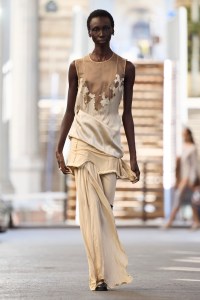 Julie Kegels Spring 2026 Ready-to-Wear Collection at Paris Fashion Week