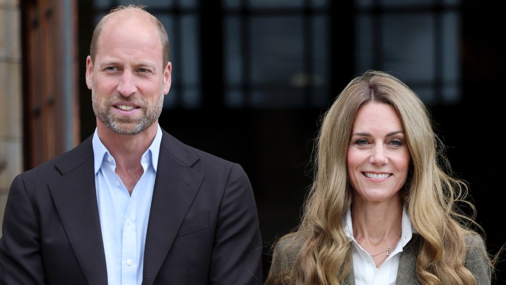 Kate Middleton debuts her new blonde hair.