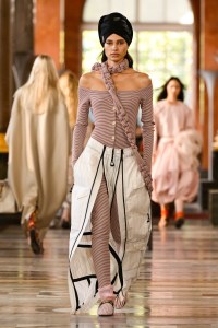 Louis Vuitton Spring 2026 Ready-to-Wear Collection at Paris Fashion Week