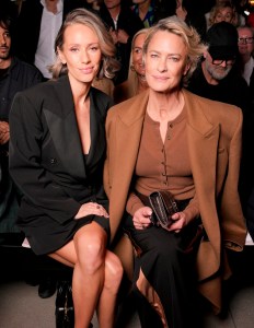 Dylan Penn, Robin Wright