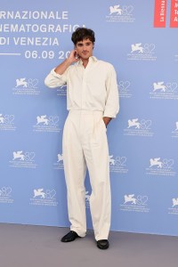 Jacob Elordi attends the "Frankenstein" photocall during the 82nd Venice International Film Festival.