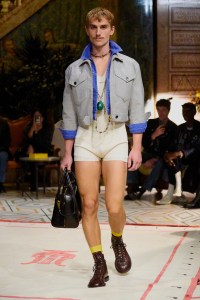 Versace Spring 2026 Ready-to-Wear Collection at Milan Fashion Week