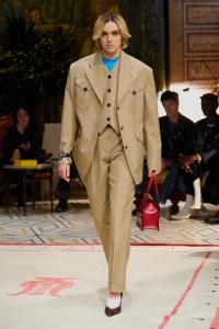 Versace Spring 2026 Ready-to-Wear Collection at Milan Fashion Week