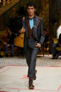 Versace Spring 2026 Ready-to-Wear Collection at Milan Fashion Week