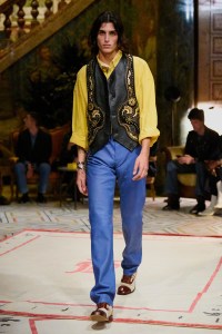 Versace Spring 2026 Ready-to-Wear Collection at Milan Fashion Week