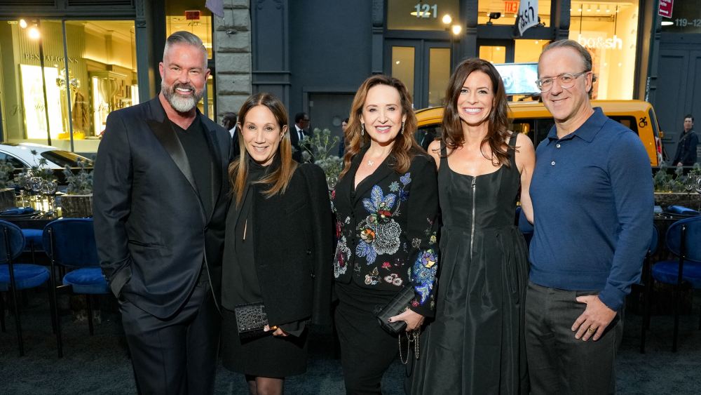 Kendal Ascher, Jane Hertzmark Hudis, Tara Simon, Meridith Webster and Stéphane de La Faverie.