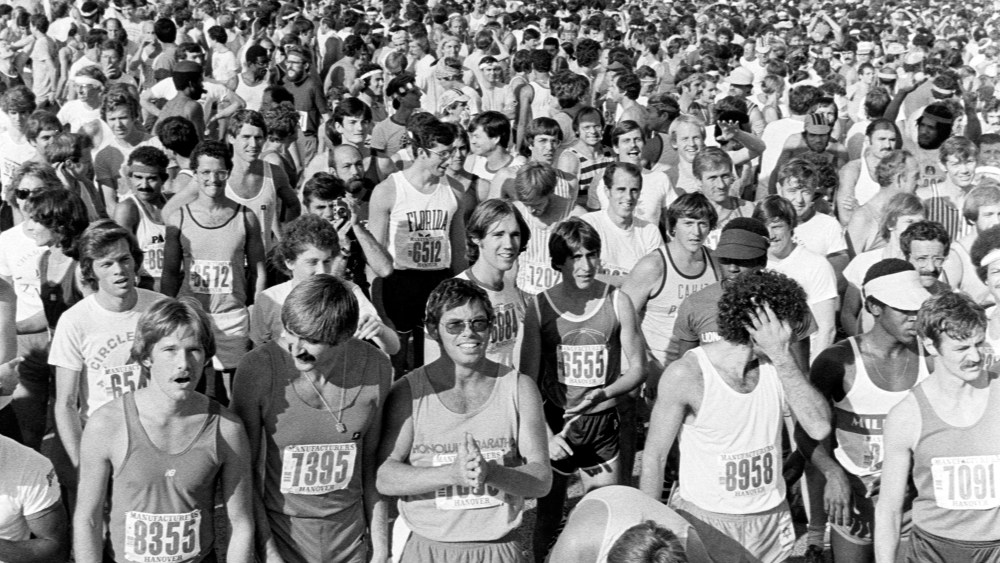 Runners at the start of the 1978 NYC Marathon.