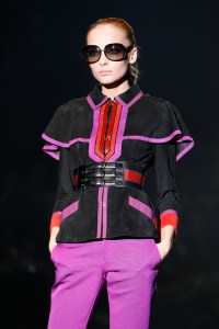 A model on the runway at Gucci's spring 2007 show. (Photo by Fairchild Archive/Penske Media via Getty Images)