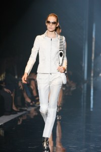 A model on the runway at Gucci's spring 2007 show. (Photo by Fairchild Archive/Penske Media via Getty Images)