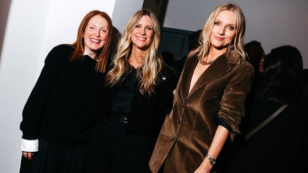 Julianne Moore, Kristina O'Neill, and Laura Brown