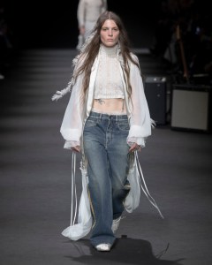 Ann Demeulemeester Spring 2026 Ready-to-Wear Collection at Paris Fashion Week