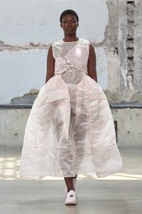 Cecilie Bahnsen Spring 2026 Ready-to-Wear Collection at Paris Fashion Week