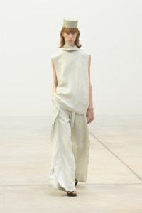 Christian Wijnants Spring 2026 Ready-to-Wear Collection at Paris Fashion Week