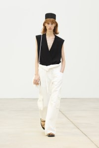 Christian Wijnants Spring 2026 Ready-to-Wear Collection at Paris Fashion Week