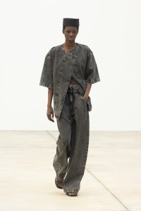 Christian Wijnants Spring 2026 Ready-to-Wear Collection at Paris Fashion Week