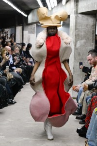 Comme des Garçons Spring 2026 Ready-to-Wear Collection at Paris Fashion Week