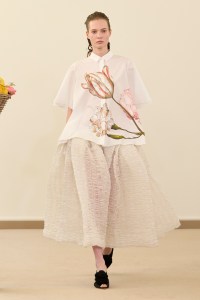 Giambattista Valli Spring 2026 Ready-to-Wear Collection at Paris Fashion Week