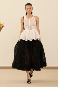 Giambattista Valli Spring 2026 Ready-to-Wear Collection at Paris Fashion Week