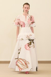 Giambattista Valli Spring 2026 Ready-to-Wear Collection at Paris Fashion Week