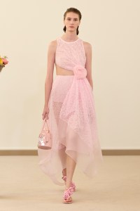 Giambattista Valli Spring 2026 Ready-to-Wear Collection at Paris Fashion Week