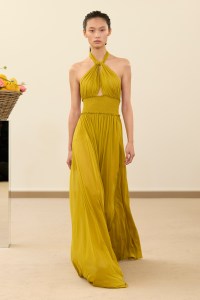Giambattista Valli Spring 2026 Ready-to-Wear Collection at Paris Fashion Week