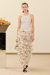Giambattista Valli Spring 2026 Ready-to-Wear Collection at Paris Fashion Week