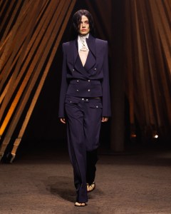 McQueen Spring 2026 Ready-to-Wear Collectionat Paris Fashion Week