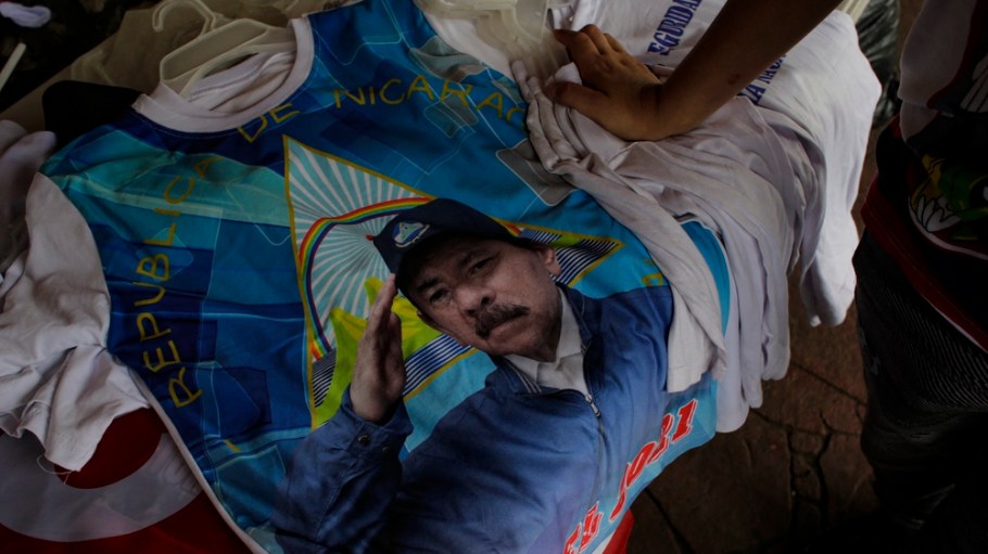 Nicaragua T-shirt with Daniel Ortega