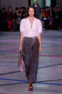 Shiatzy Chen Spring 2026 Ready-to-Wear Collection at Paris Fashion Week