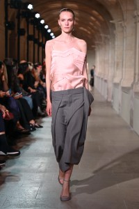 Victoria Beckham Spring 2026 Ready-to-Wear Collection at Paris Fashion Week