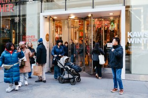 A look at Black Friday shopping around New York for the 2025 holiday season