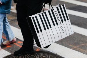 A look at Black Friday shopping around New York for the 2025 holiday season